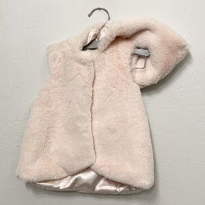 Faux Fur Hooded Vest Light Pink Size 18 Months
